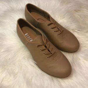 Tan Bloch Tap Shoes